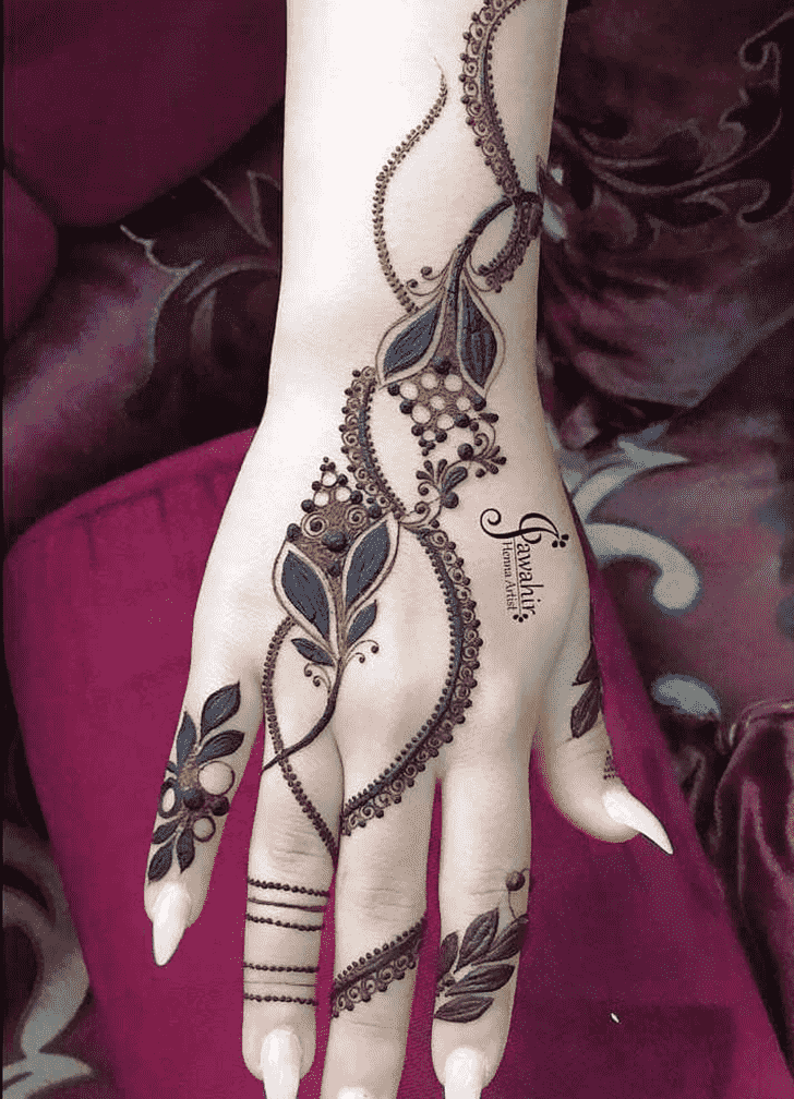 Comely Stockholm Henna Design