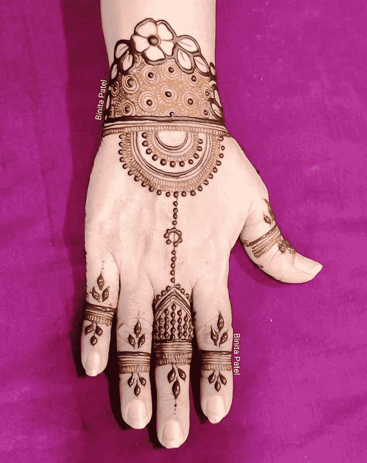 Ideal Stockholm Henna Design