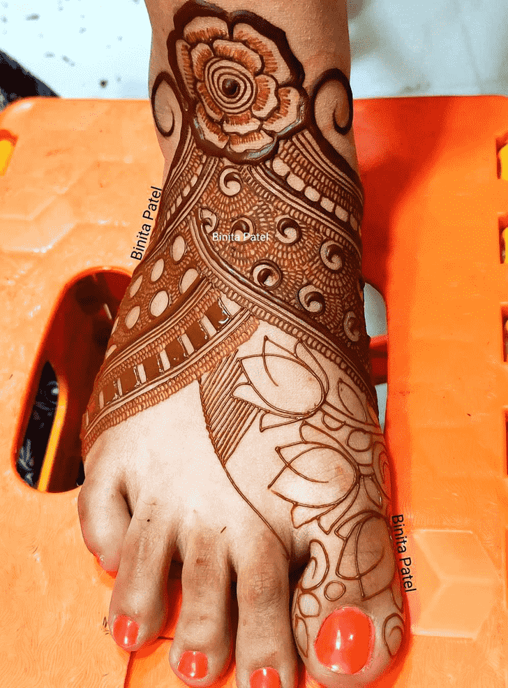 Inviting Stockholm Henna Design