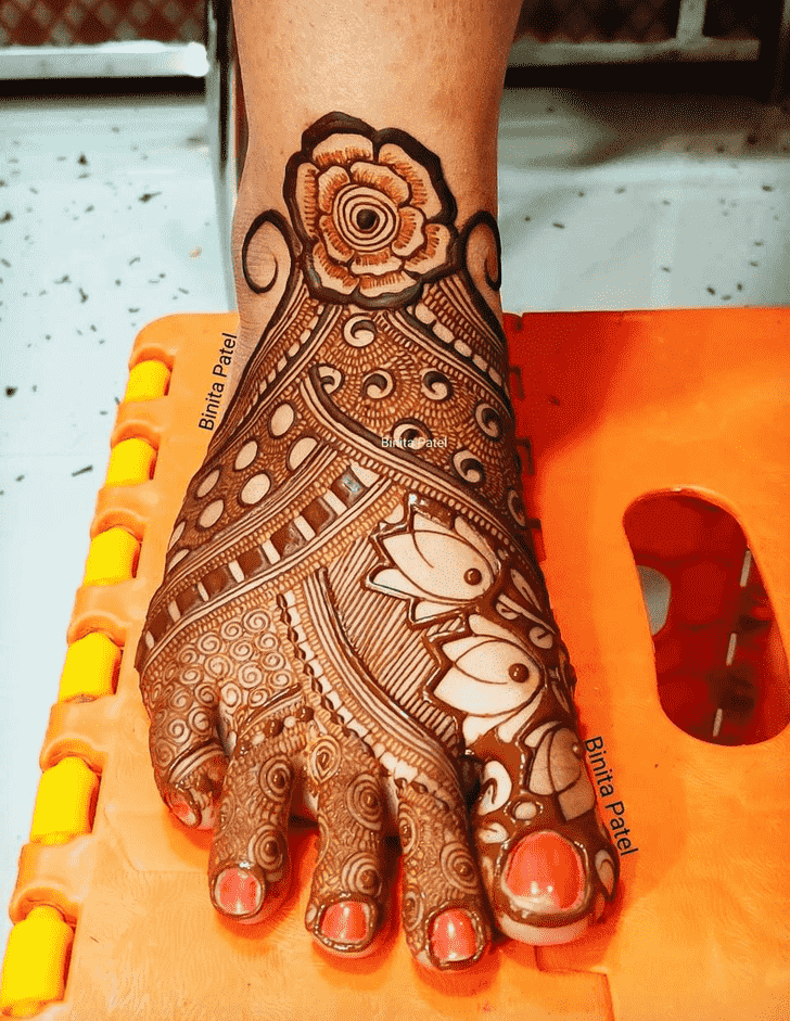 Magnetic Stockholm Henna Design