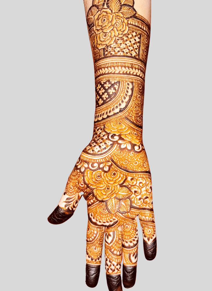 Mesmeric Styles Henna Design