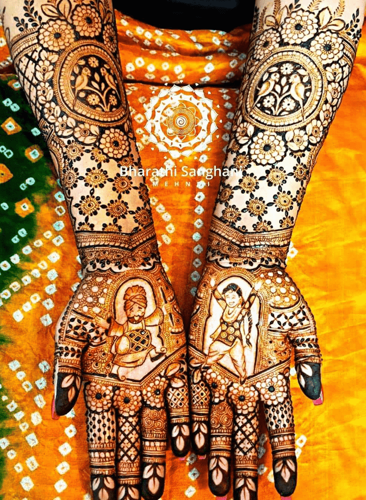 Exquisite Stylish Henna Design