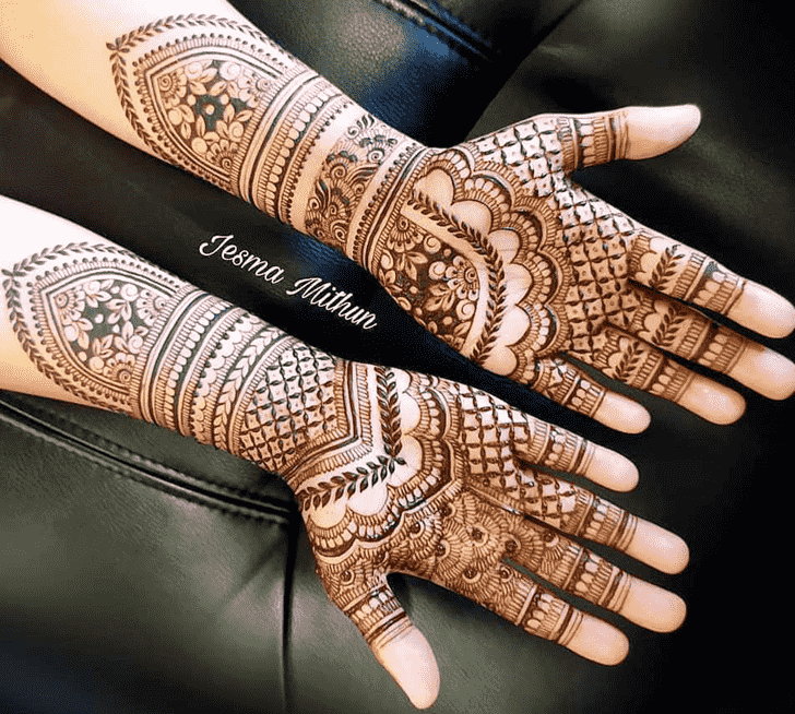 Fine Stylish Henna Design