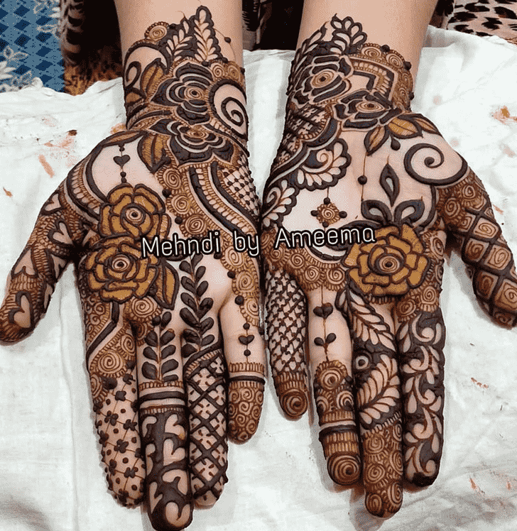 Ideal Stylish Henna Design