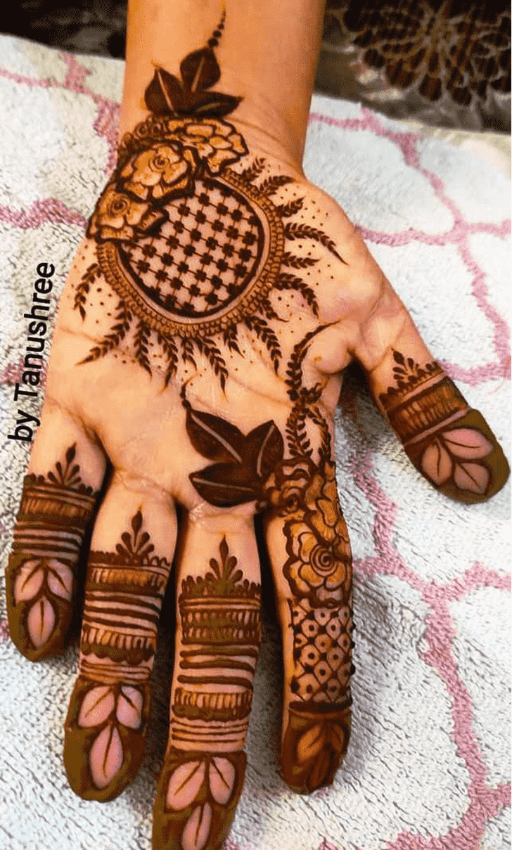 Magnetic Stylish Henna Design