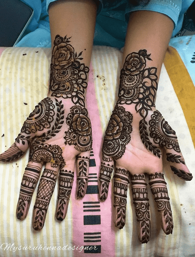 Enthralling Sukkur Henna Design