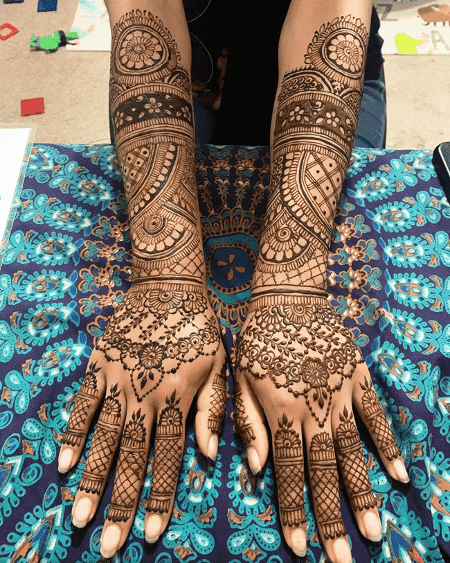 Gorgeous Sukkur Henna Design