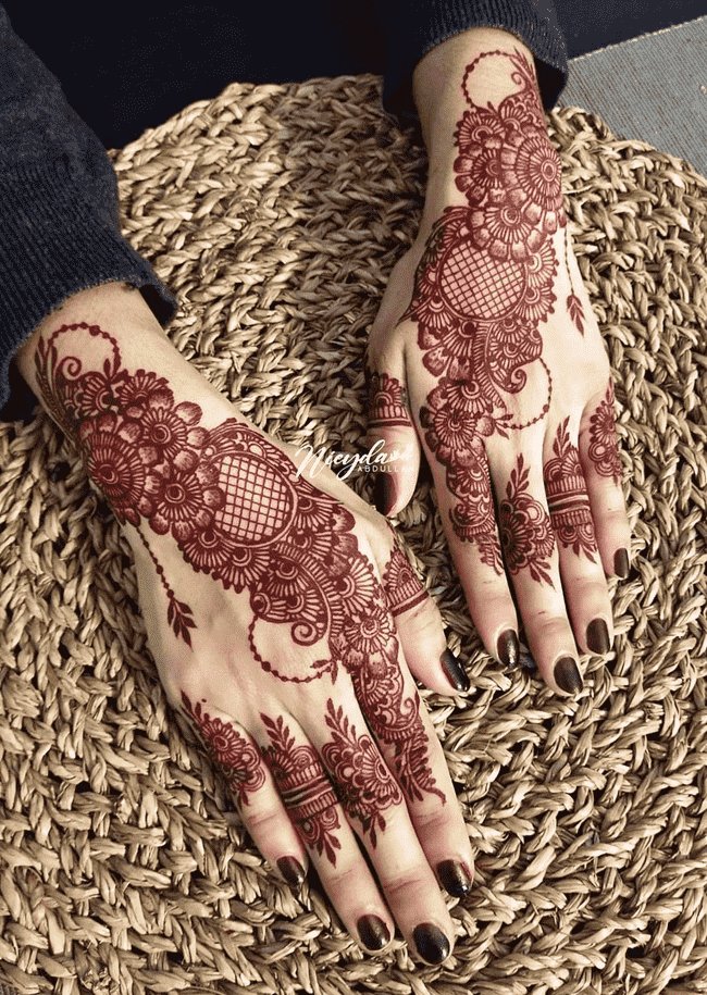 Superb Sukkur Henna Design