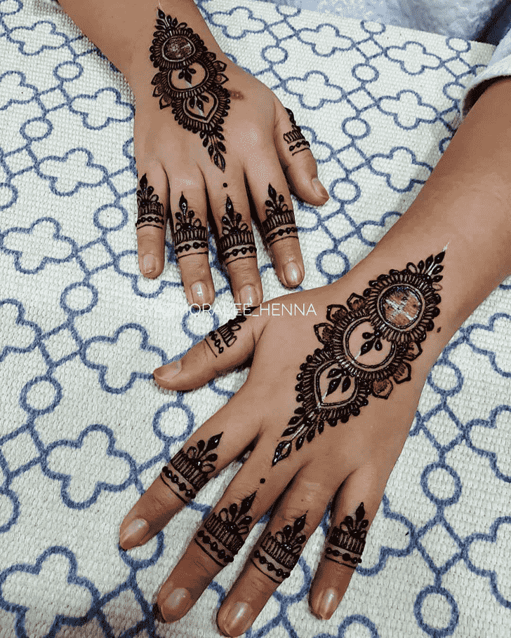 Magnificent Surat Henna Design