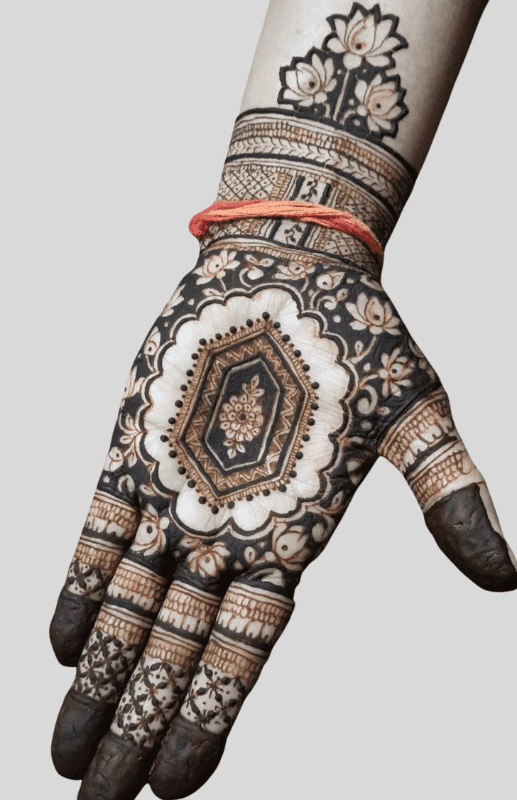 Inviting Switzerland Henna Design