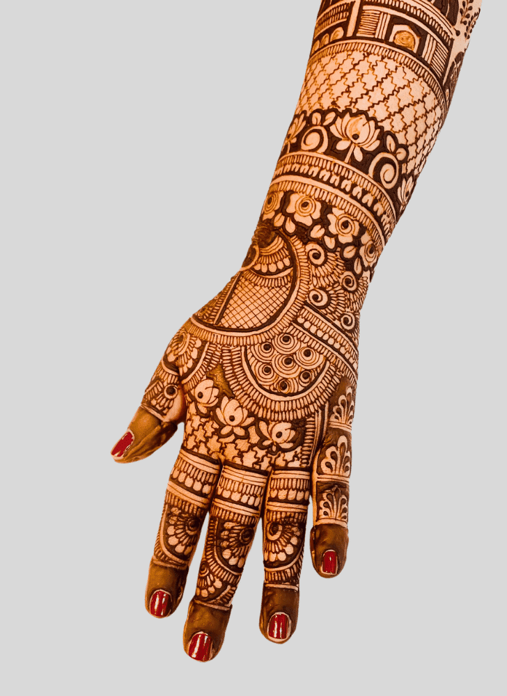 Graceful Temporary Henna Design