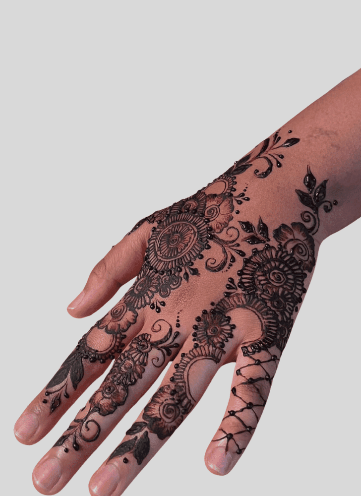 Pleasing Temporary Henna Design