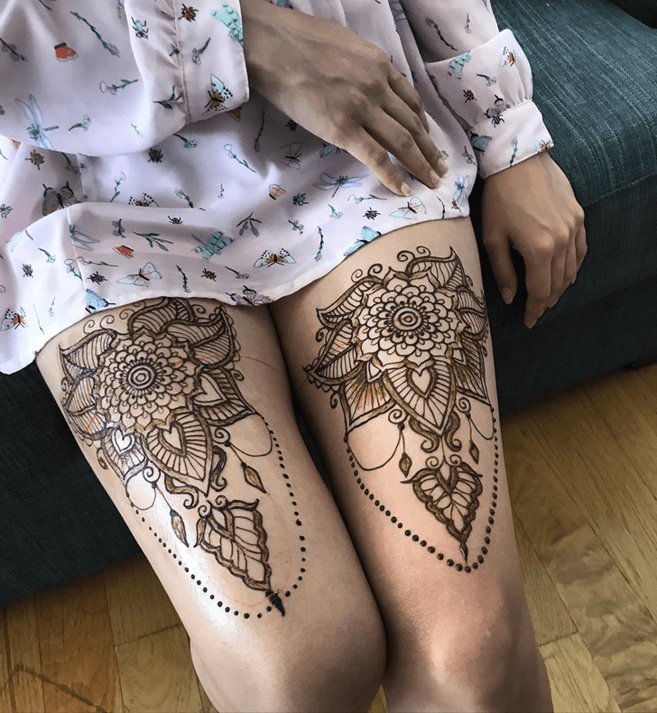 Fair Thigh Henna Design