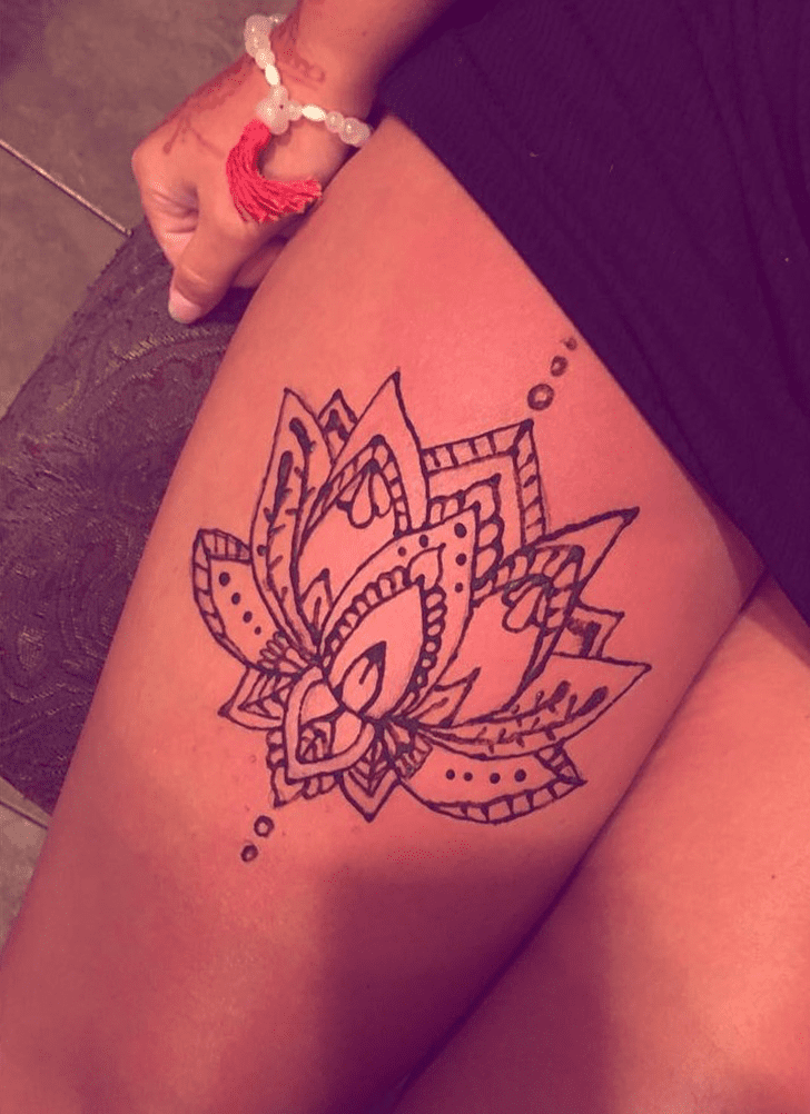 Radiant Thigh Henna Design