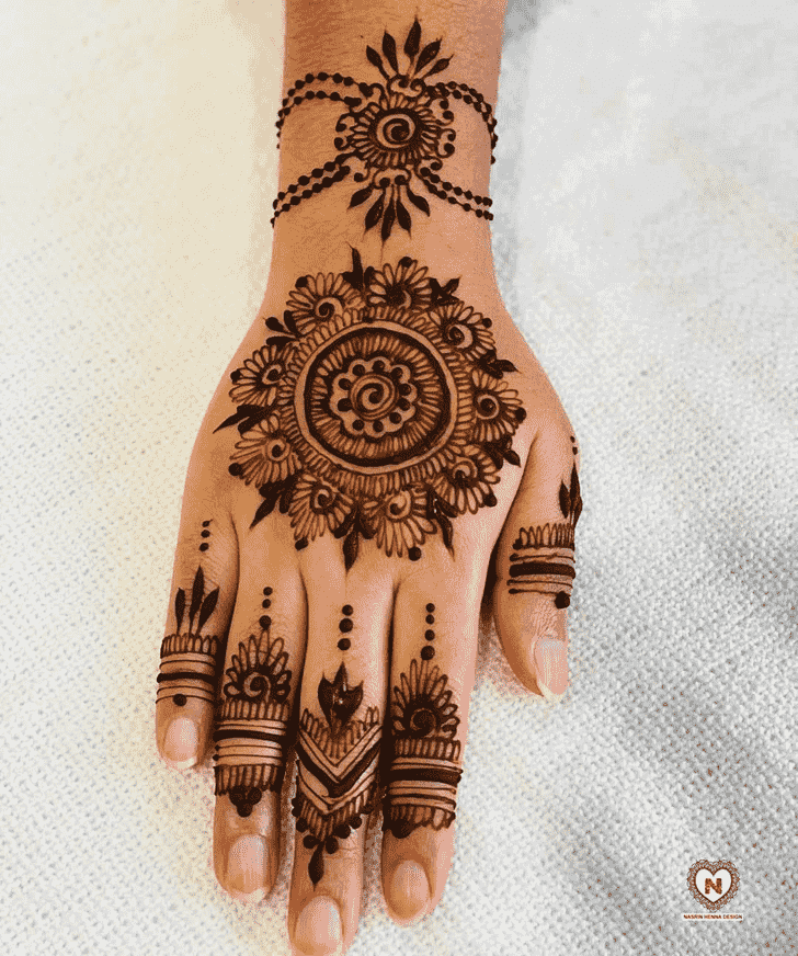 Fascinating Tikki Henna Design