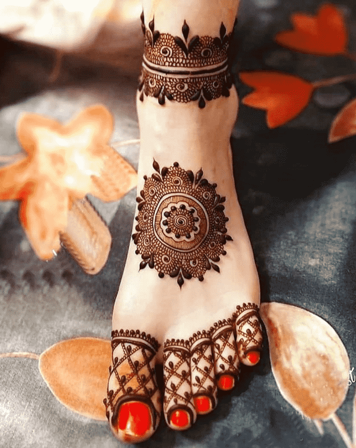 Resplendent Tikki Henna Design