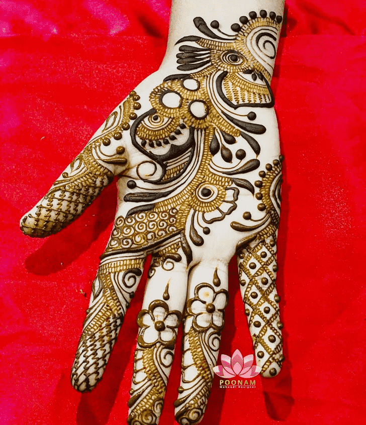 Lovely Tiruchirappalli Mehndi Design