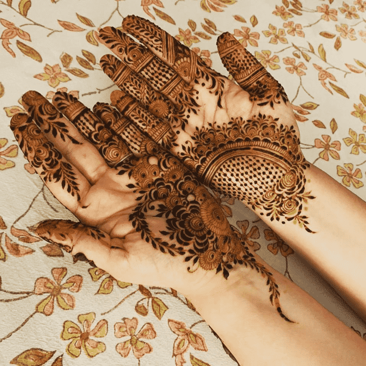 Pretty Tiruchirappalli Henna Design