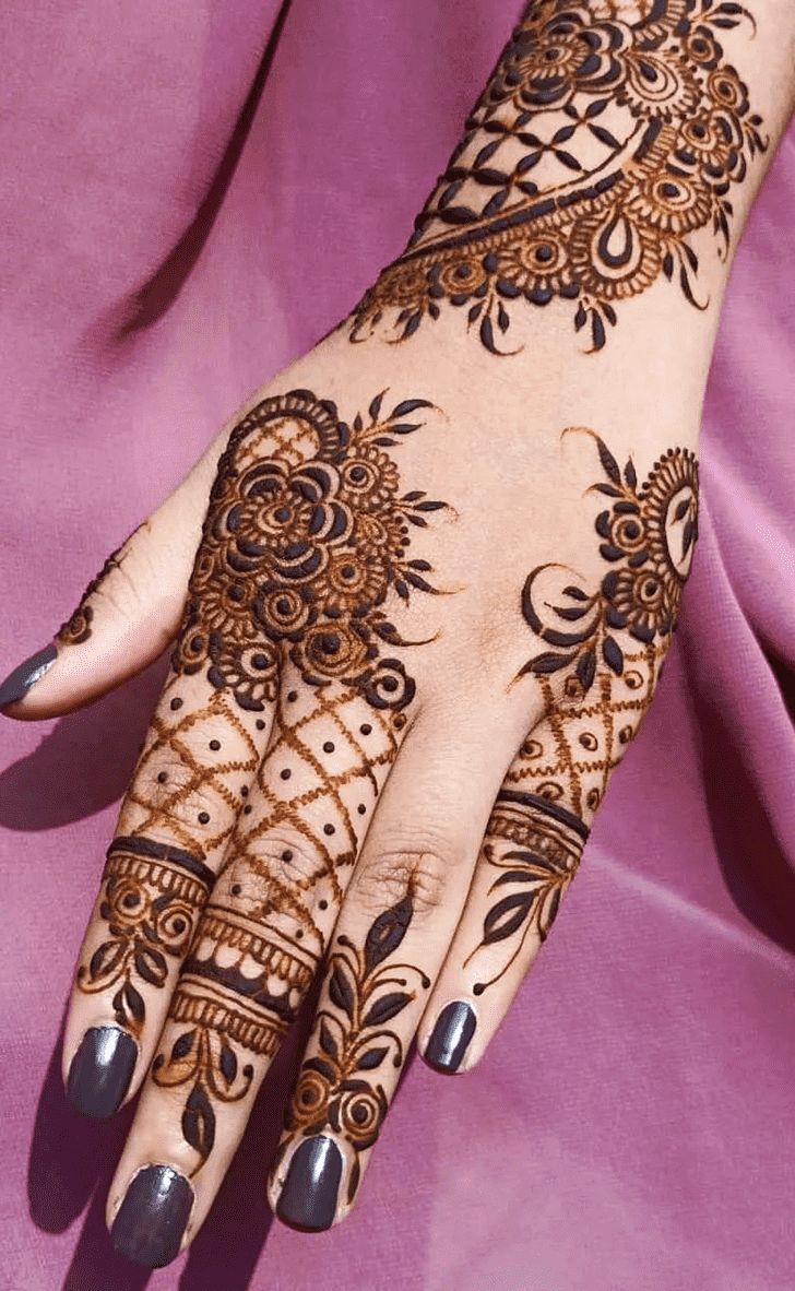 Classy Trading Mehndi Design