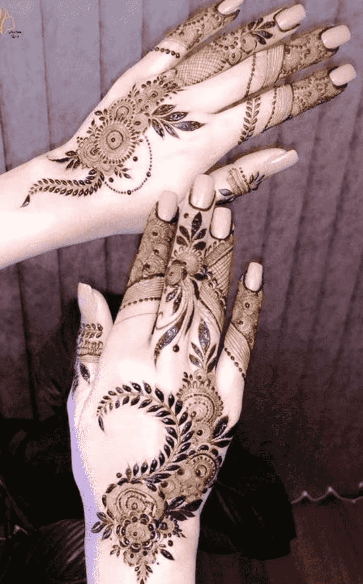 Delicate Trading Mehndi Design