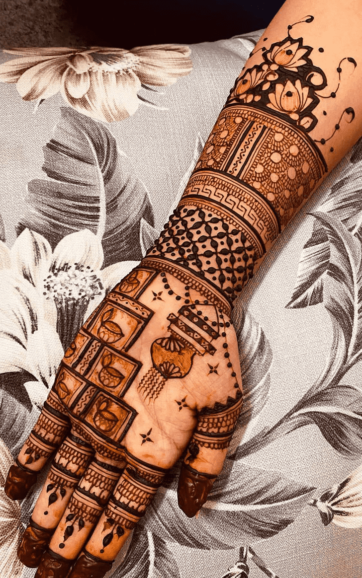 Radiant Trading Mehndi Design