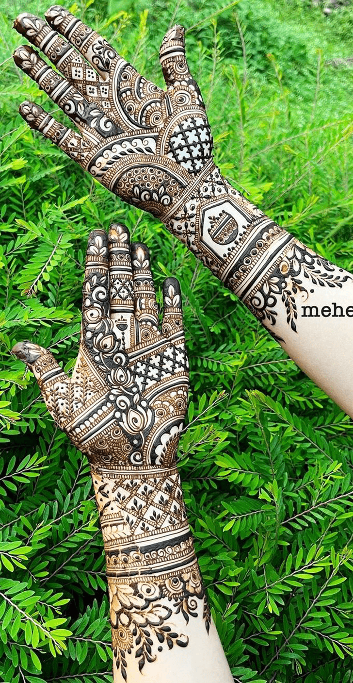 Admirable Traditional Full Arm Mehndi Design