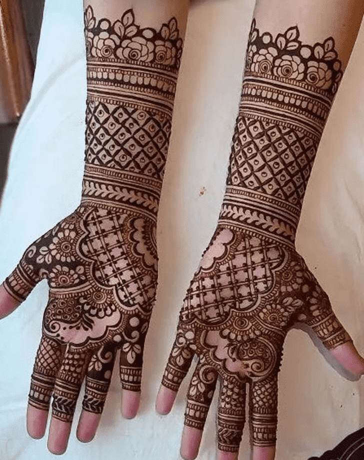 Comely Traditional Full Arm Henna Design