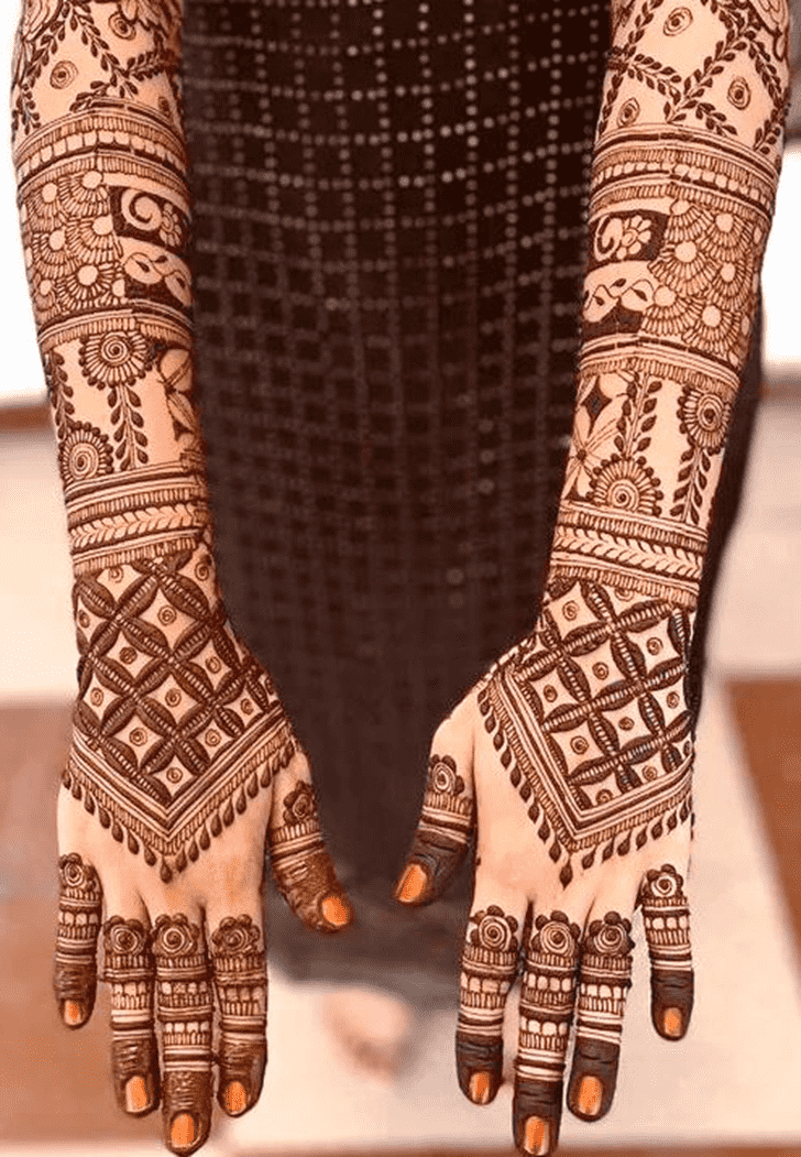 Awesome Traditional Full Arm Henna Design