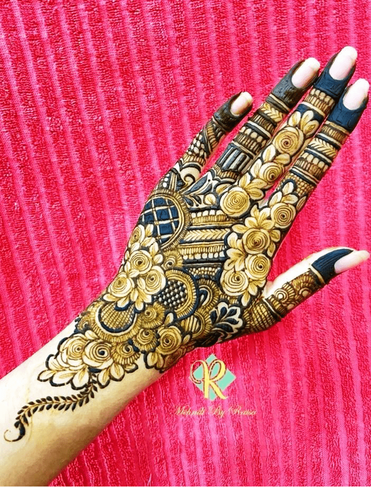 Grand Traditional Mehndi Design