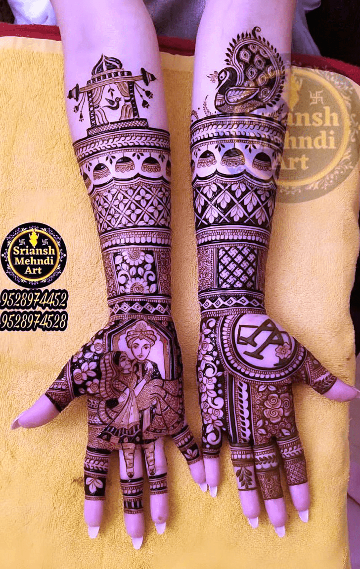 Superb Traditional Mehndi Design