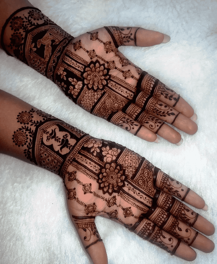 Wonderful Traditional Mehndi Design