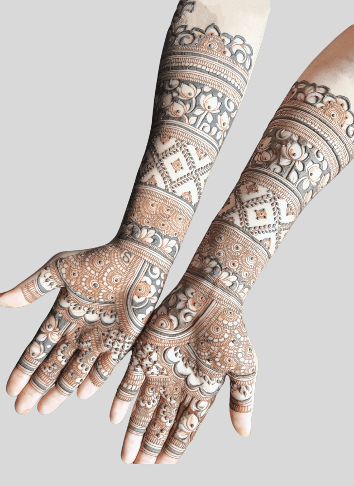 Resplendent Trend Henna Design