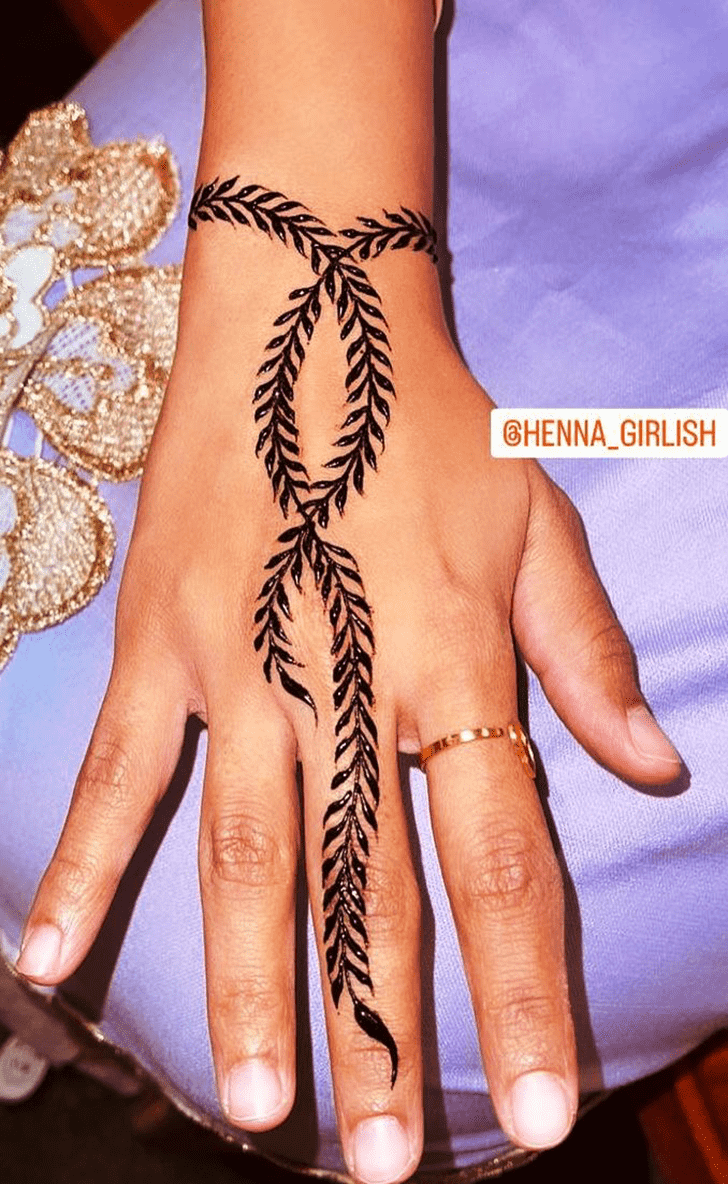 Classy Trending Henna Design