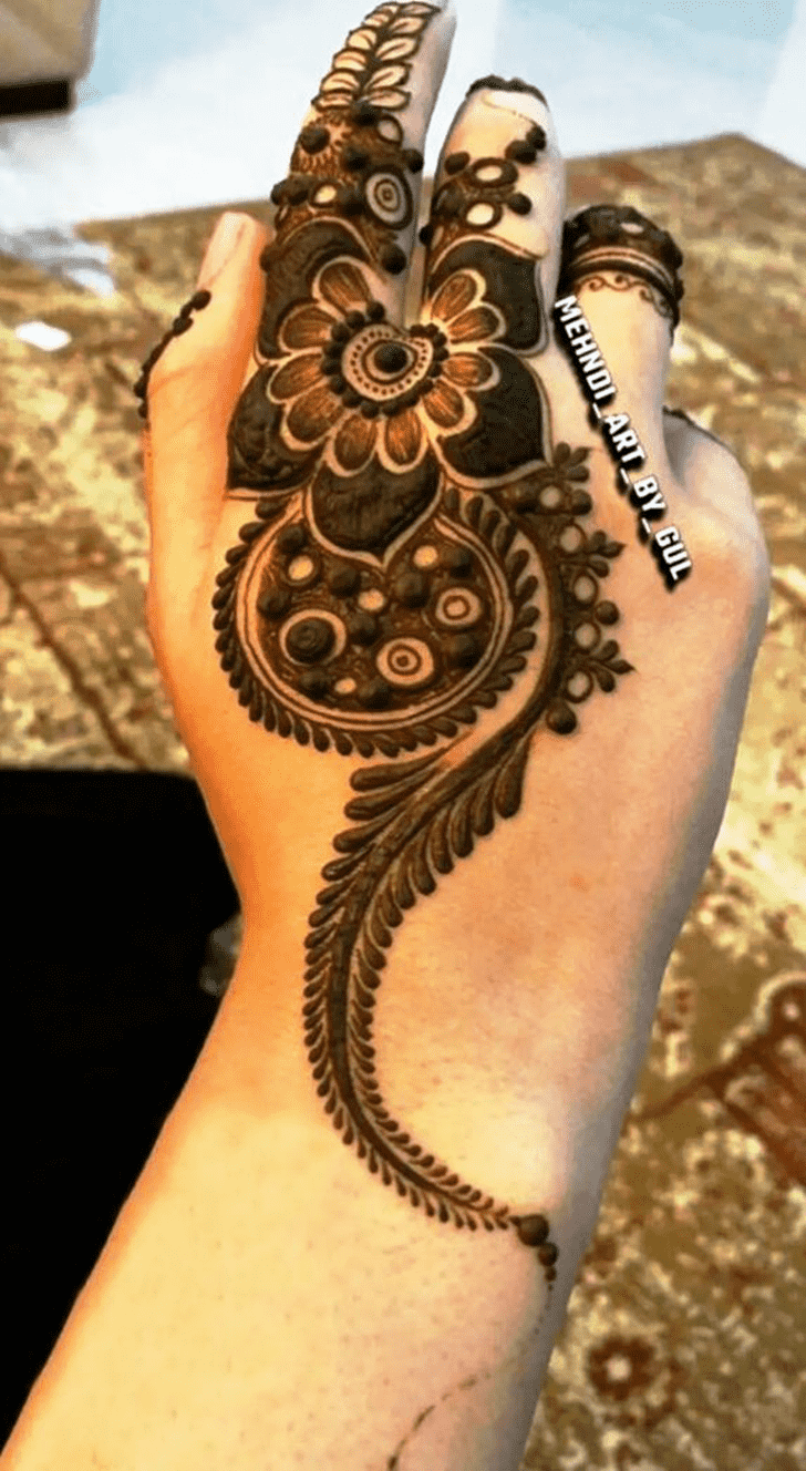 Lovely Trending Mehndi Design