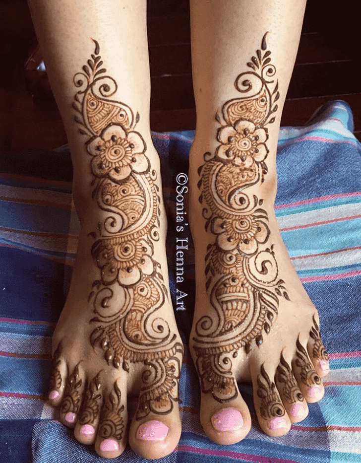 Stunning Turkish Henna design