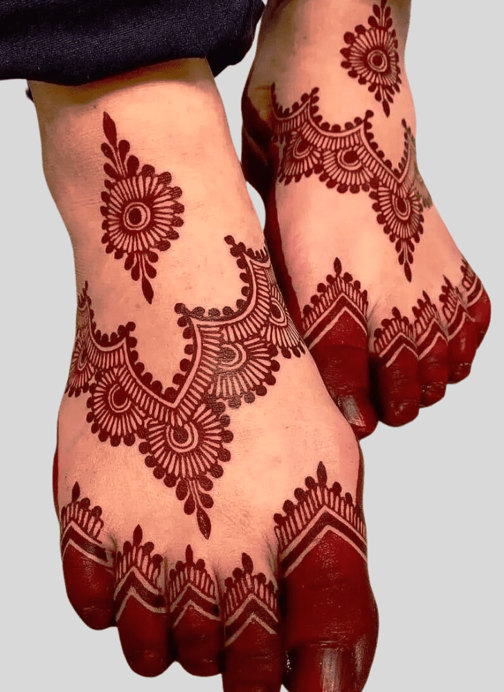 Captivating United Arab Emirates Henna Design