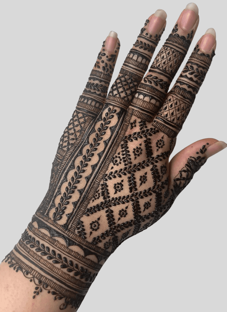 Fetching Uttarayan Henna Design