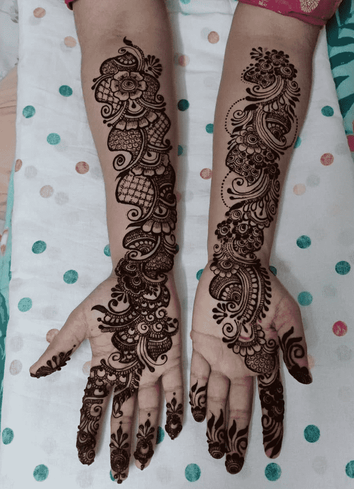 Elegant Valentines Day Henna Design