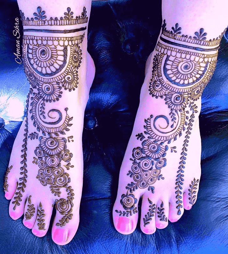 Refined Vancouver Henna Design