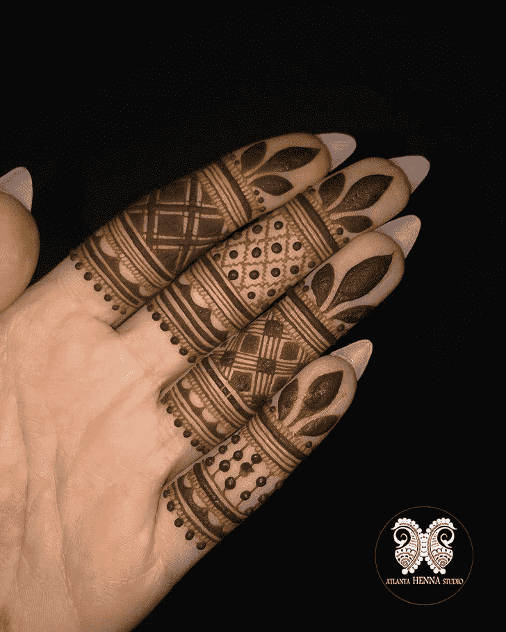 Splendid Vancouver Henna Design