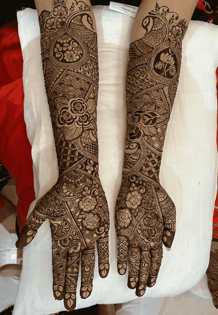 Exquisite Varanasi Henna Design