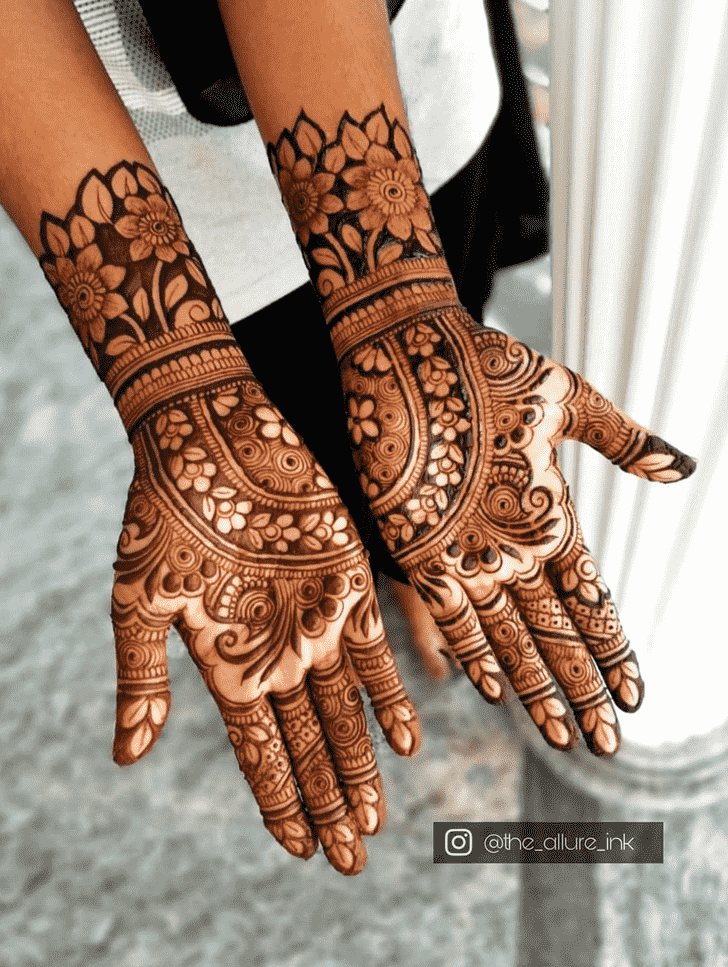 Pleasing Varanasi Henna Design