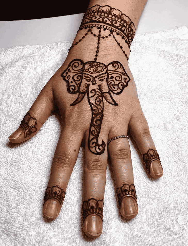 Radiant Varanasi Henna Design