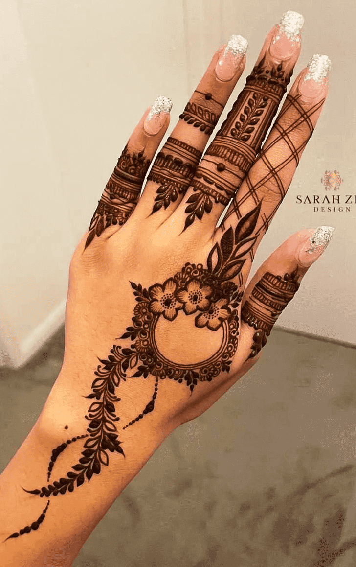 Classy Very Simple Mehndi Design