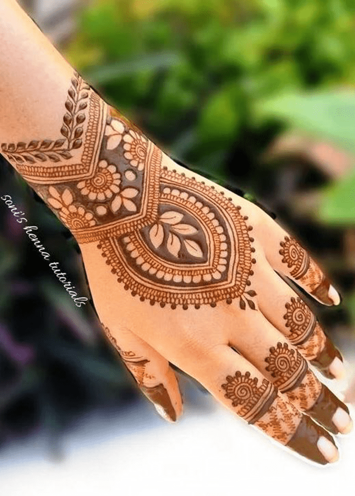 Fair Very Simple Mehndi Design