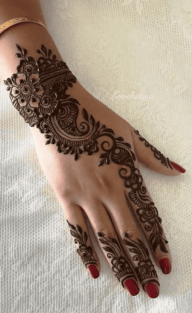 Inviting Very Simple Mehndi Design