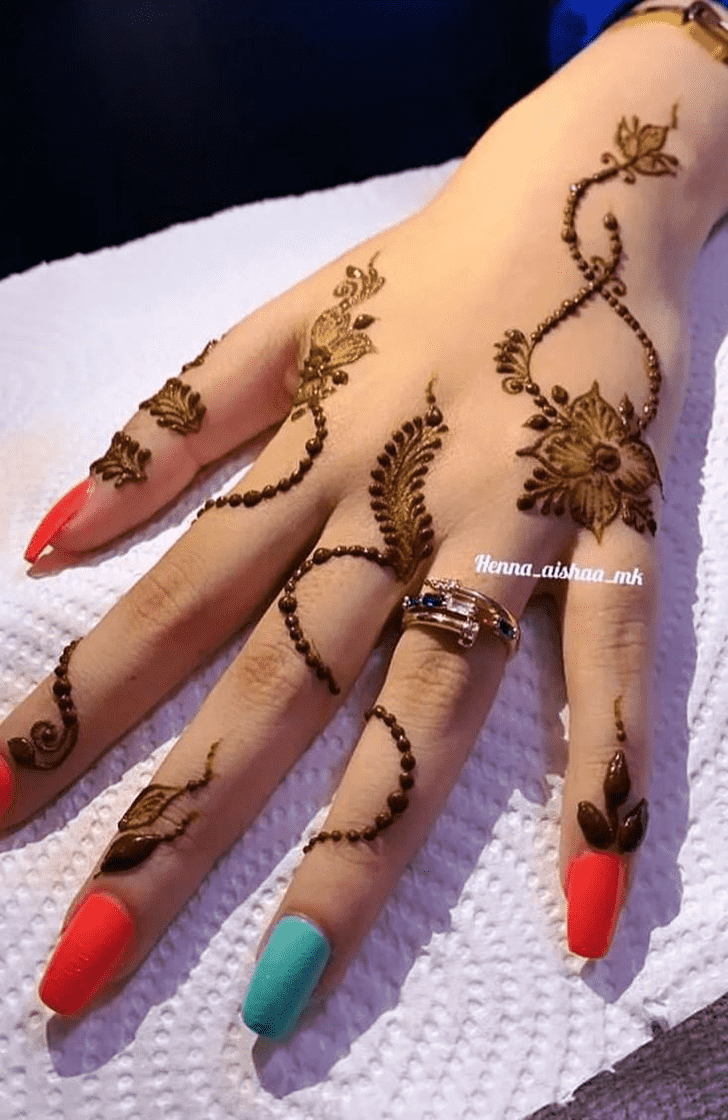 Pleasing Very Simple Mehndi Design