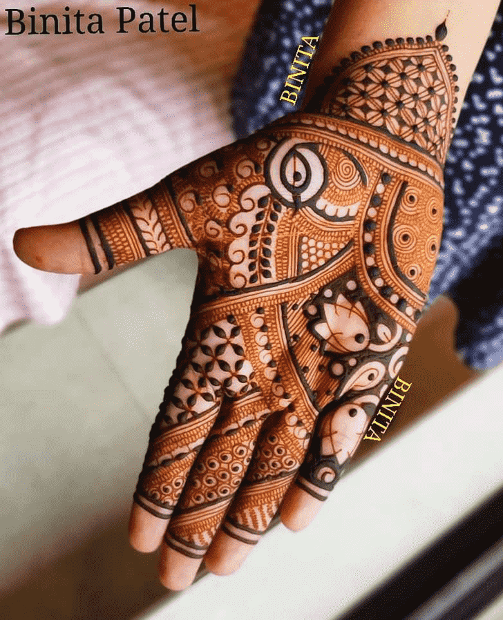 Delightful Vienna Henna Design