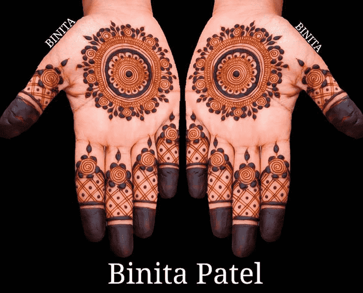 Fascinating Vienna Henna Design