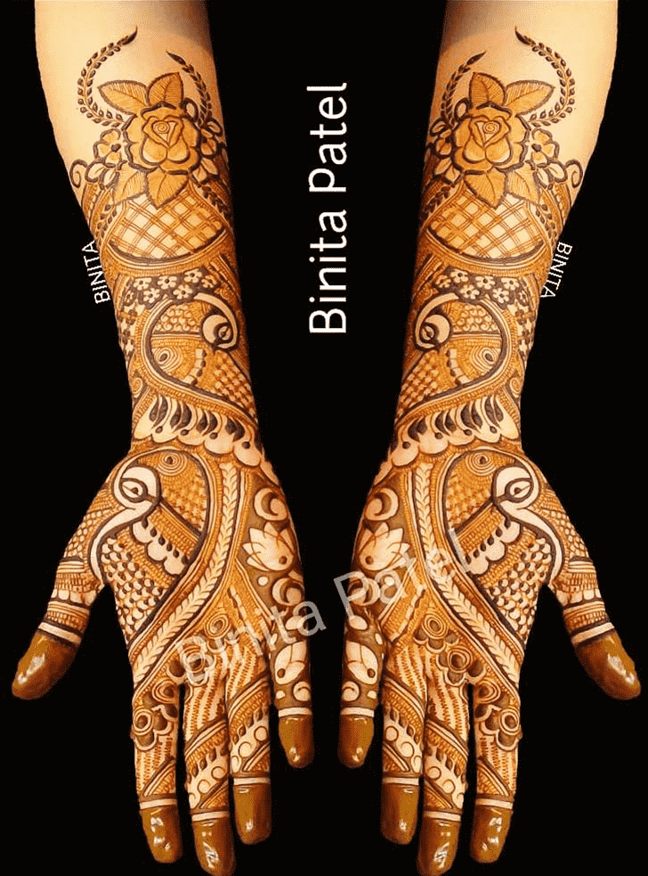 Marvelous Vienna Henna Design